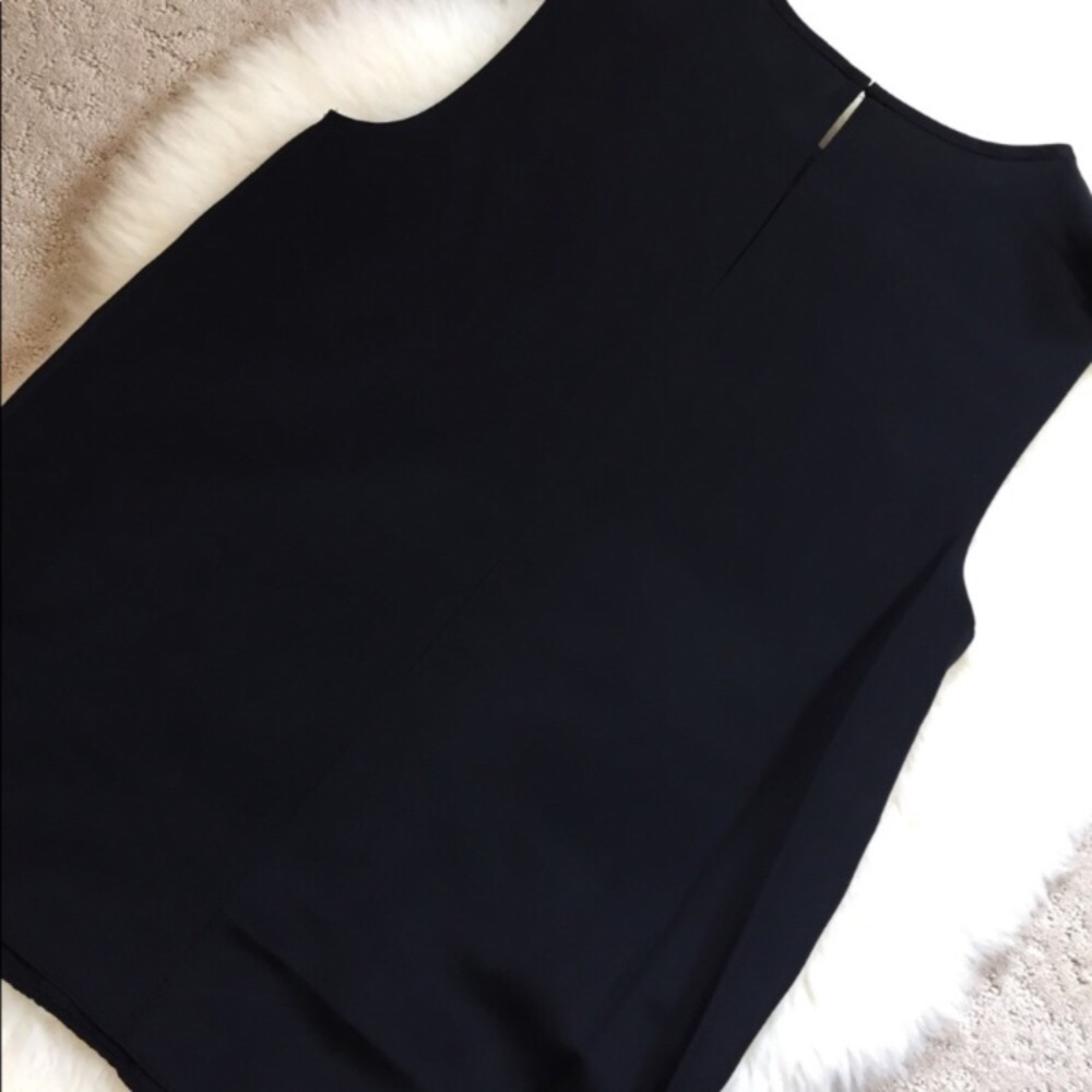 Kate Spade Black Pleated 100% Silk Top - Picture 7 of 7